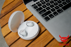 ʱ ȫJBL Freeʹ